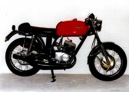 2ストなので　速いバイクだと思われます。